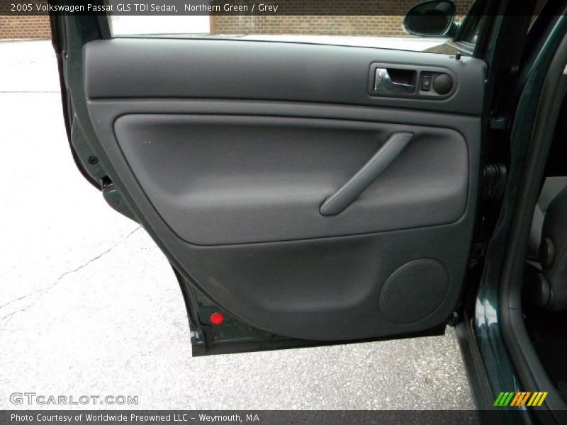 Northern Green / Grey 2005 Volkswagen Passat GLS TDI Sedan