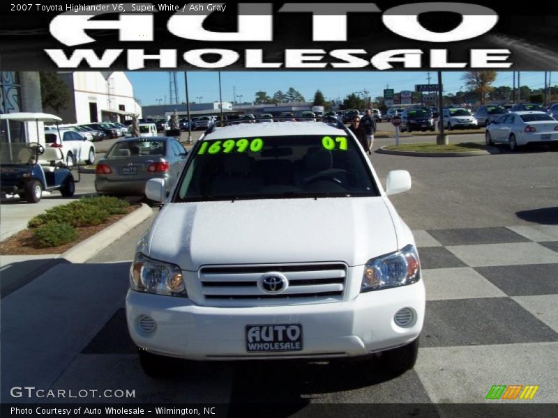 Super White / Ash Gray 2007 Toyota Highlander V6