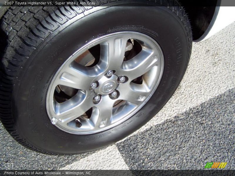 Super White / Ash Gray 2007 Toyota Highlander V6
