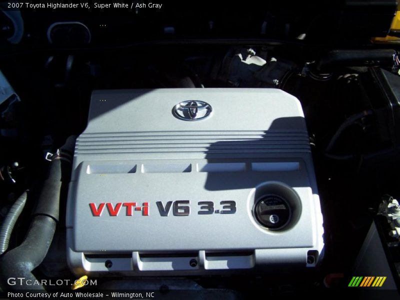 Super White / Ash Gray 2007 Toyota Highlander V6