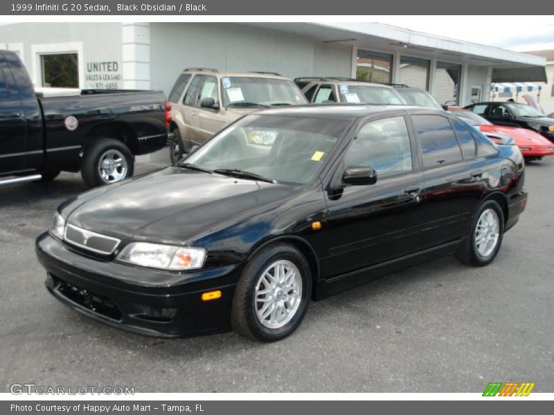 Front 3/4 View of 1999 G 20 Sedan