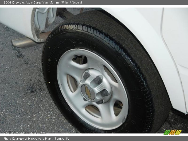 Summit White / Neutral 2004 Chevrolet Astro Cargo Van