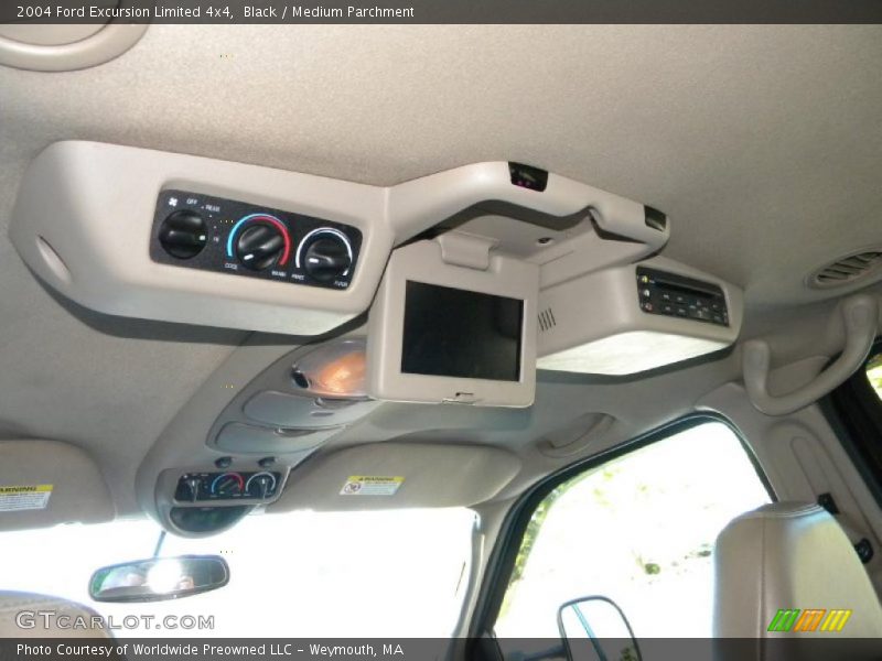 Controls of 2004 Excursion Limited 4x4