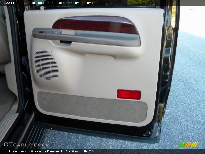 Door Panel of 2004 Excursion Limited 4x4