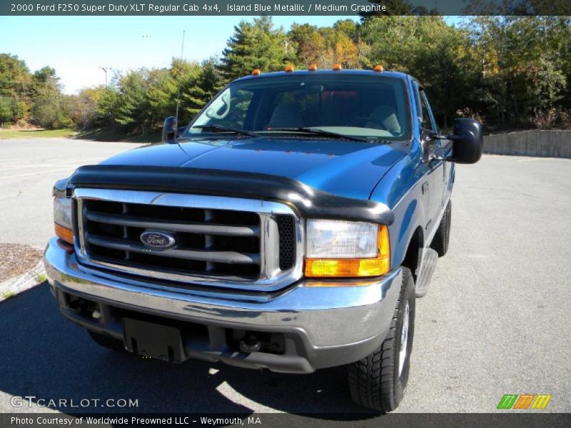 Island Blue Metallic / Medium Graphite 2000 Ford F250 Super Duty XLT Regular Cab 4x4