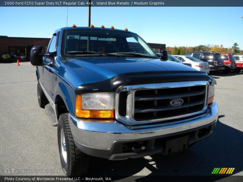 Island Blue Metallic / Medium Graphite 2000 Ford F250 Super Duty XLT Regular Cab 4x4
