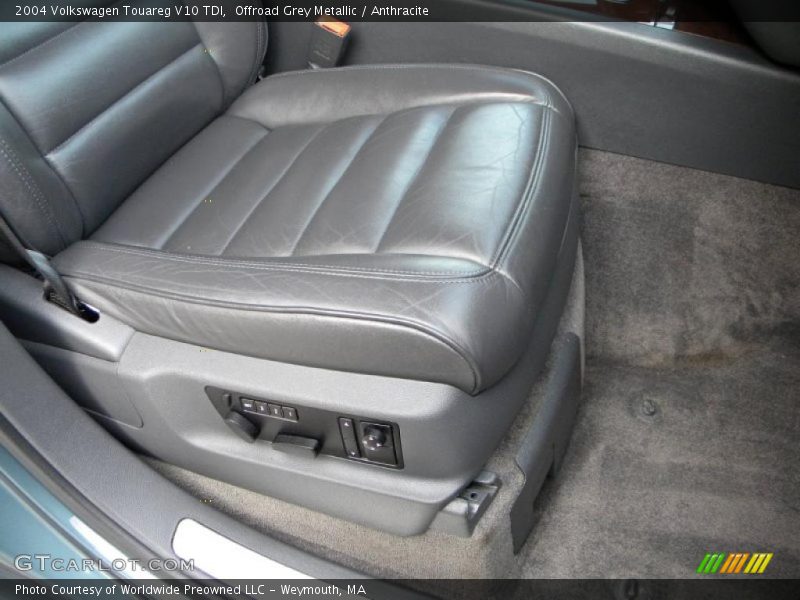 Offroad Grey Metallic / Anthracite 2004 Volkswagen Touareg V10 TDI