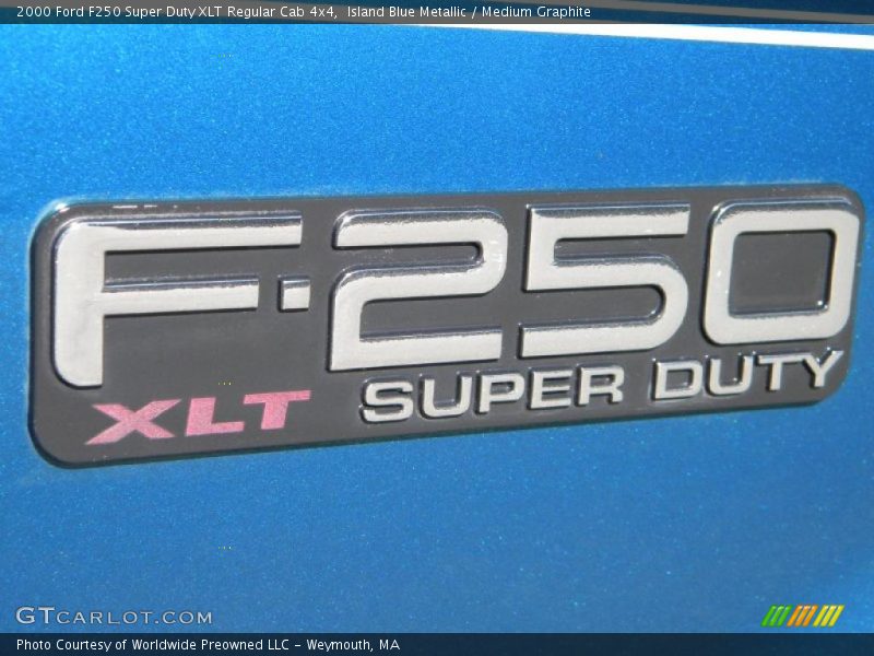  2000 F250 Super Duty XLT Regular Cab 4x4 Logo