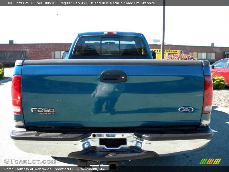 Island Blue Metallic / Medium Graphite 2000 Ford F250 Super Duty XLT Regular Cab 4x4