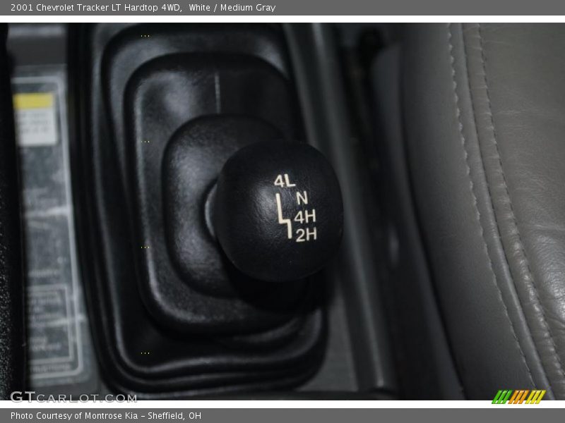 White / Medium Gray 2001 Chevrolet Tracker LT Hardtop 4WD