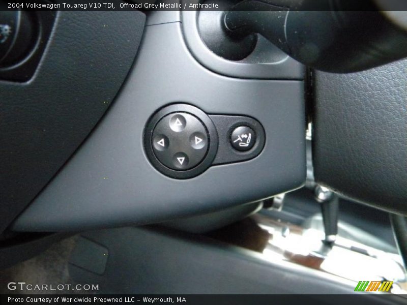 Controls of 2004 Touareg V10 TDI