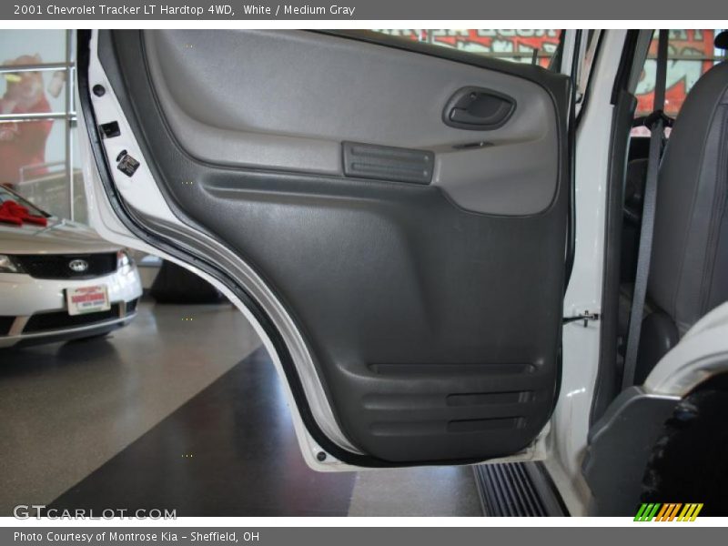 White / Medium Gray 2001 Chevrolet Tracker LT Hardtop 4WD