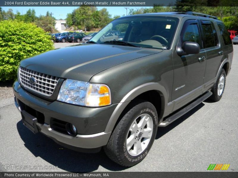 Front 3/4 View of 2004 Explorer Eddie Bauer 4x4