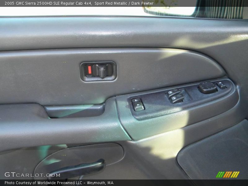 Door Panel of 2005 Sierra 2500HD SLE Regular Cab 4x4