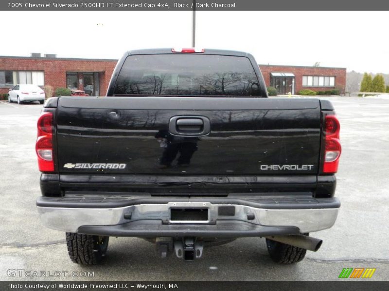 Black / Dark Charcoal 2005 Chevrolet Silverado 2500HD LT Extended Cab 4x4