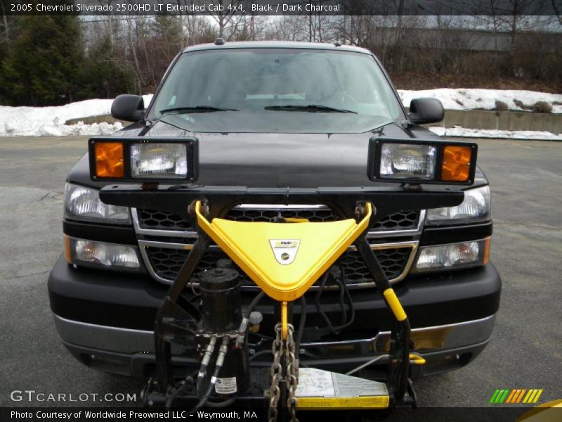 Black / Dark Charcoal 2005 Chevrolet Silverado 2500HD LT Extended Cab 4x4