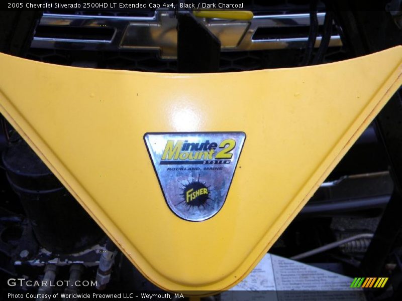 Black / Dark Charcoal 2005 Chevrolet Silverado 2500HD LT Extended Cab 4x4