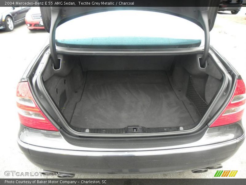 2004 E 55 AMG Sedan Trunk