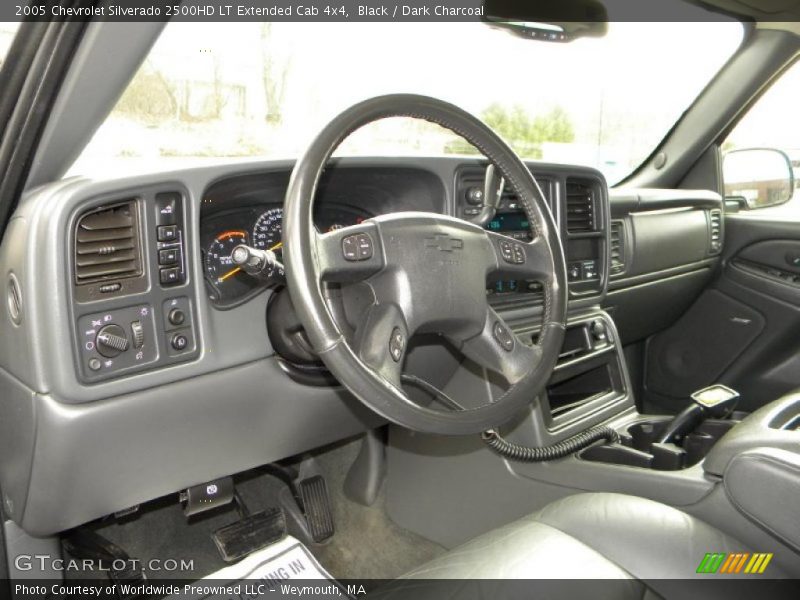 Black / Dark Charcoal 2005 Chevrolet Silverado 2500HD LT Extended Cab 4x4