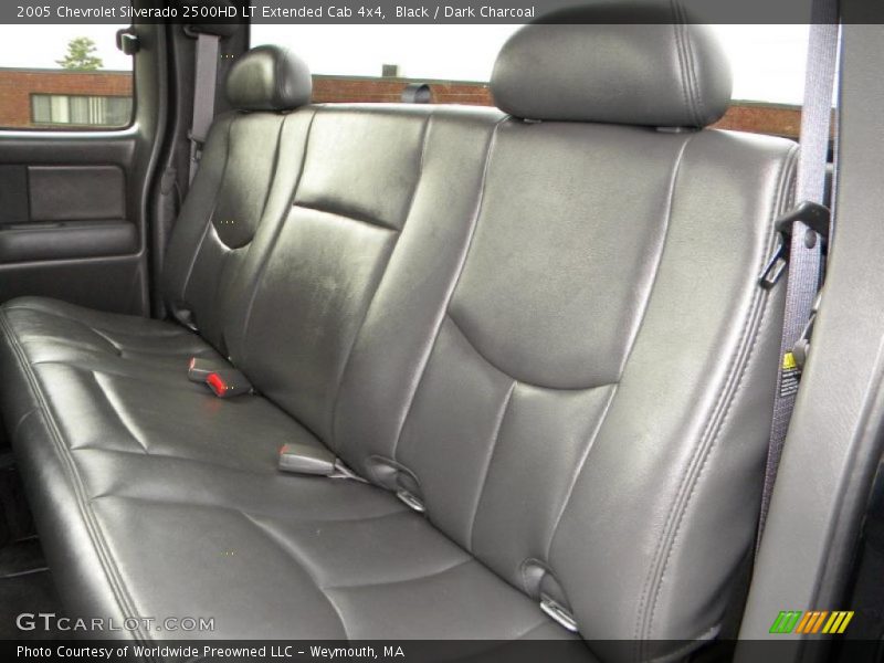 Black / Dark Charcoal 2005 Chevrolet Silverado 2500HD LT Extended Cab 4x4