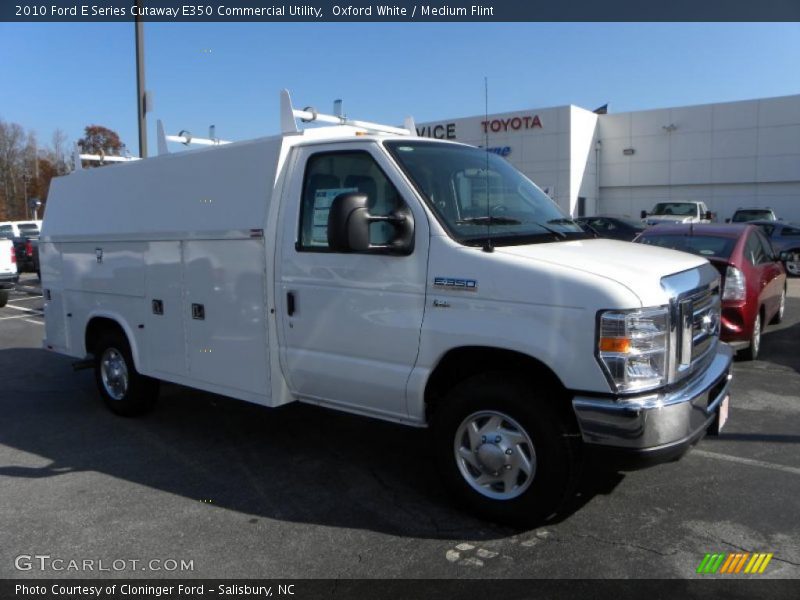 Oxford White / Medium Flint 2010 Ford E Series Cutaway E350 Commercial Utility