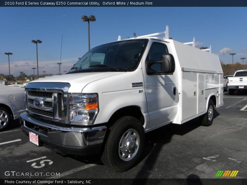 Oxford White / Medium Flint 2010 Ford E Series Cutaway E350 Commercial Utility
