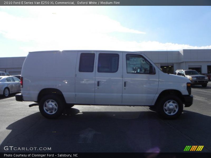Oxford White / Medium Flint 2010 Ford E Series Van E250 XL Commericial