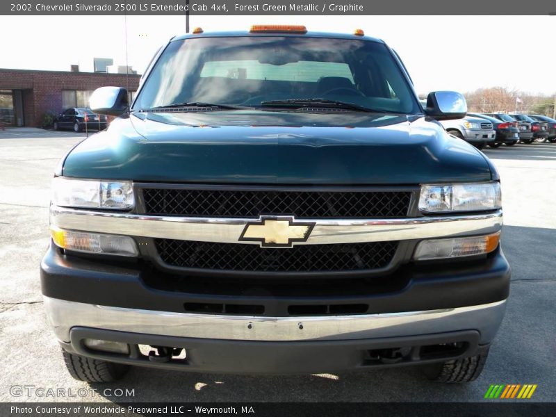 Forest Green Metallic / Graphite 2002 Chevrolet Silverado 2500 LS Extended Cab 4x4