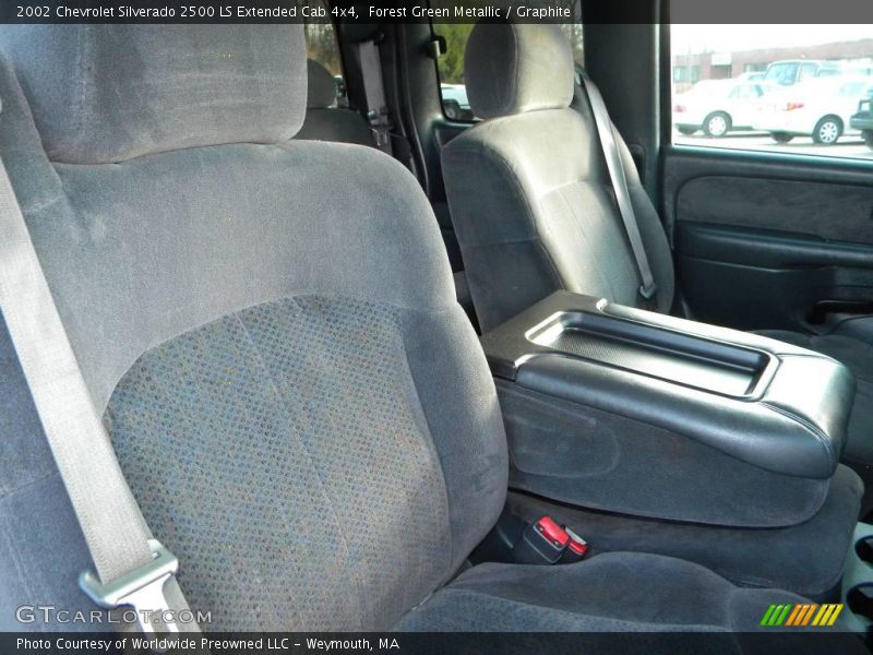 Forest Green Metallic / Graphite 2002 Chevrolet Silverado 2500 LS Extended Cab 4x4