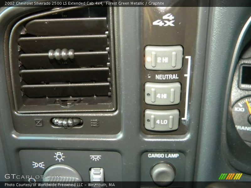 Forest Green Metallic / Graphite 2002 Chevrolet Silverado 2500 LS Extended Cab 4x4