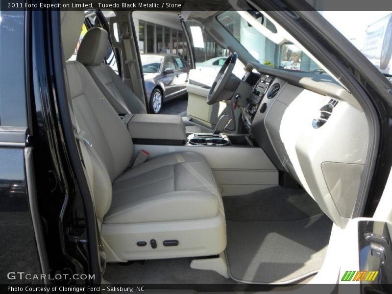 Tuxedo Black Metallic / Stone 2011 Ford Expedition Limited