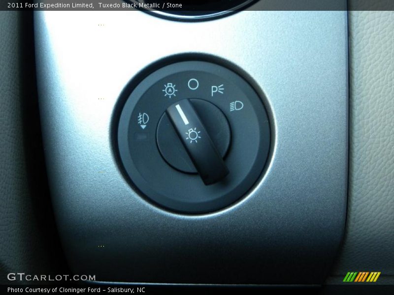 Controls of 2011 Expedition Limited