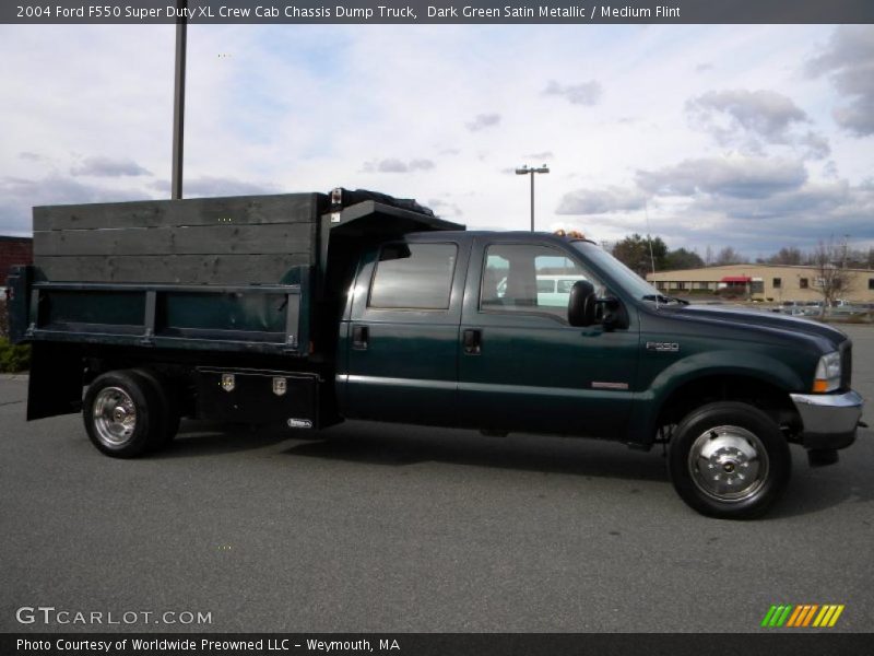 Dark Green Satin Metallic / Medium Flint 2004 Ford F550 Super Duty XL Crew Cab Chassis Dump Truck