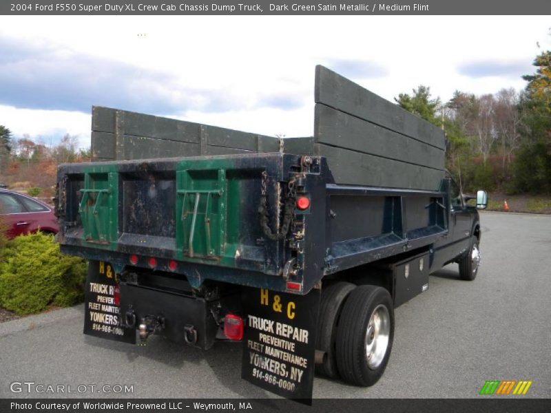 Dark Green Satin Metallic / Medium Flint 2004 Ford F550 Super Duty XL Crew Cab Chassis Dump Truck