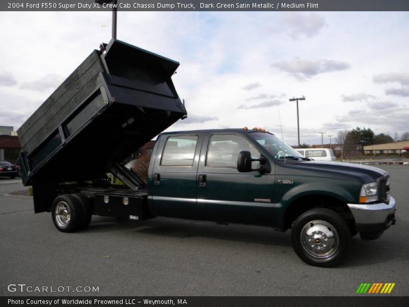 Dark Green Satin Metallic / Medium Flint 2004 Ford F550 Super Duty XL Crew Cab Chassis Dump Truck