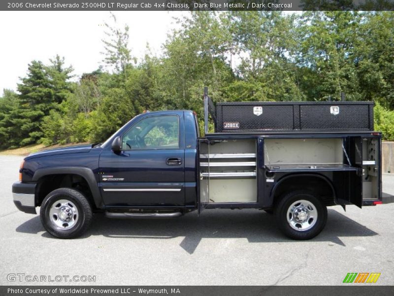 Dark Blue Metallic / Dark Charcoal 2006 Chevrolet Silverado 2500HD LT Regular Cab 4x4 Chassis