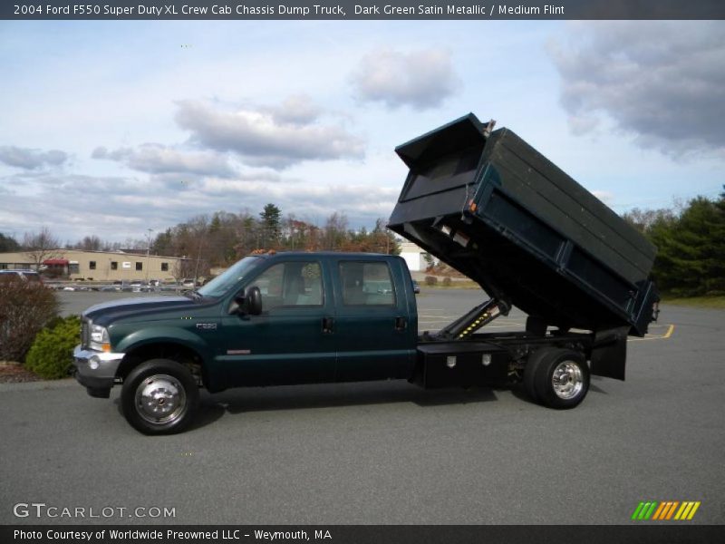Dark Green Satin Metallic / Medium Flint 2004 Ford F550 Super Duty XL Crew Cab Chassis Dump Truck