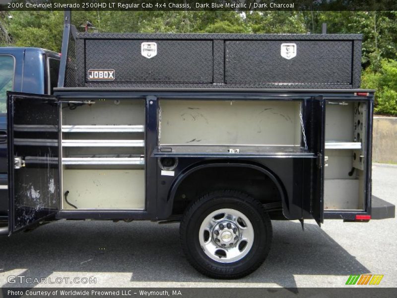Dark Blue Metallic / Dark Charcoal 2006 Chevrolet Silverado 2500HD LT Regular Cab 4x4 Chassis