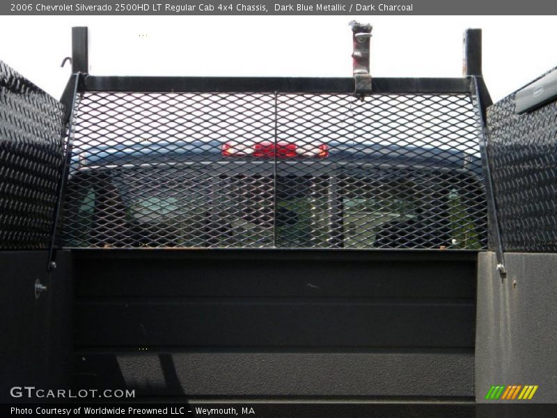 Dark Blue Metallic / Dark Charcoal 2006 Chevrolet Silverado 2500HD LT Regular Cab 4x4 Chassis