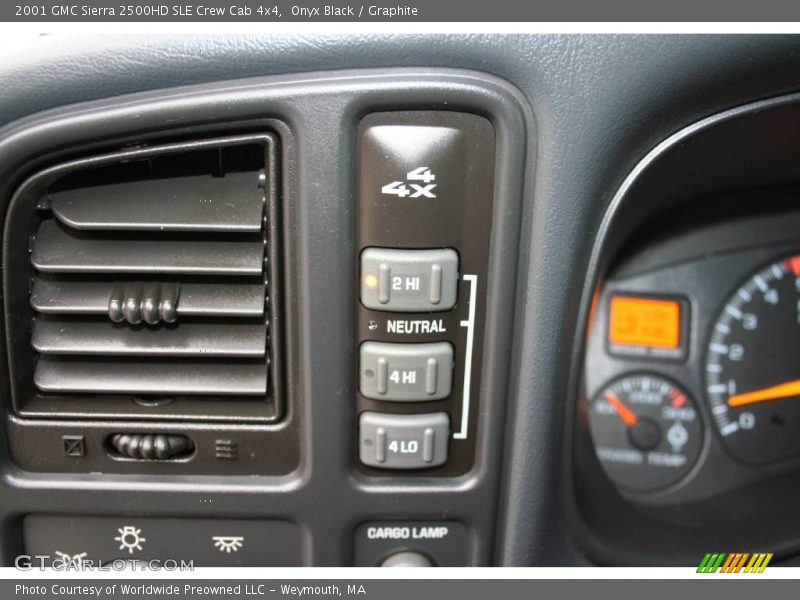Controls of 2001 Sierra 2500HD SLE Crew Cab 4x4