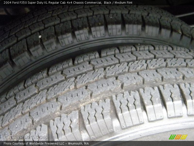 Black / Medium Flint 2004 Ford F350 Super Duty XL Regular Cab 4x4 Chassis Commercial