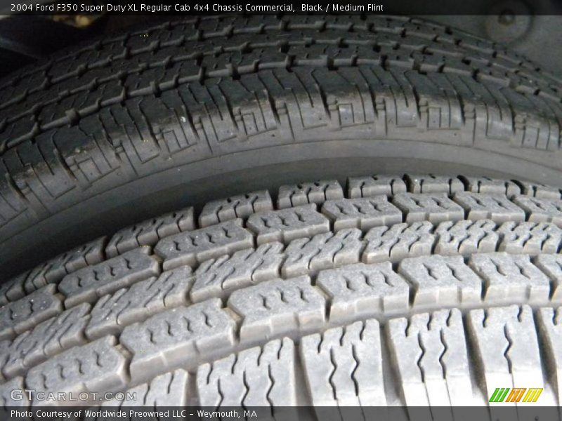 Black / Medium Flint 2004 Ford F350 Super Duty XL Regular Cab 4x4 Chassis Commercial