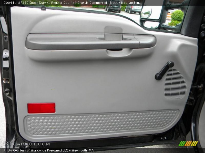 Black / Medium Flint 2004 Ford F350 Super Duty XL Regular Cab 4x4 Chassis Commercial