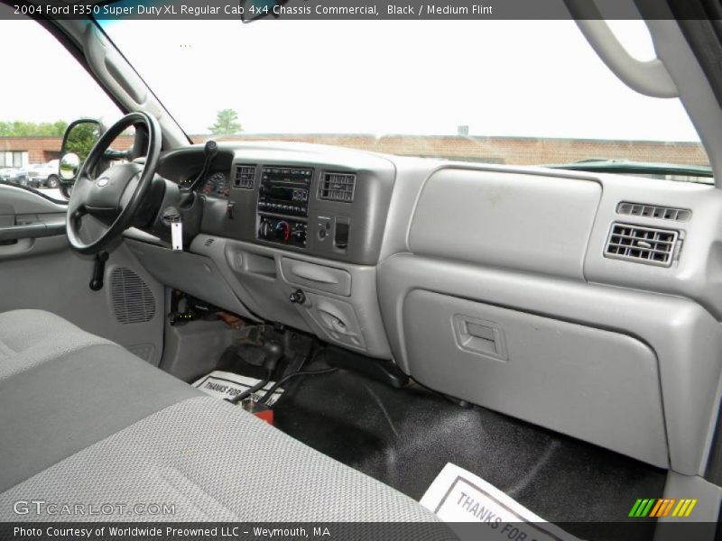 Black / Medium Flint 2004 Ford F350 Super Duty XL Regular Cab 4x4 Chassis Commercial