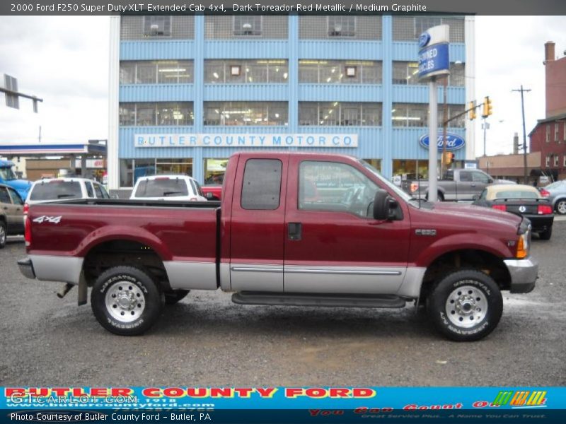 Dark Toreador Red Metallic / Medium Graphite 2000 Ford F250 Super Duty XLT Extended Cab 4x4