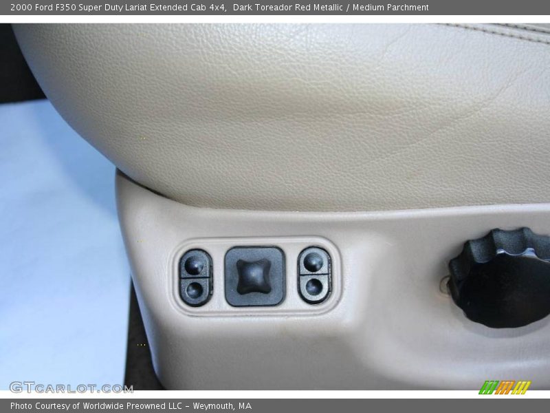 Dark Toreador Red Metallic / Medium Parchment 2000 Ford F350 Super Duty Lariat Extended Cab 4x4