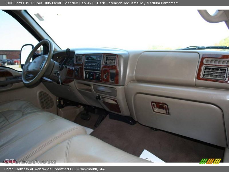 Dark Toreador Red Metallic / Medium Parchment 2000 Ford F350 Super Duty Lariat Extended Cab 4x4
