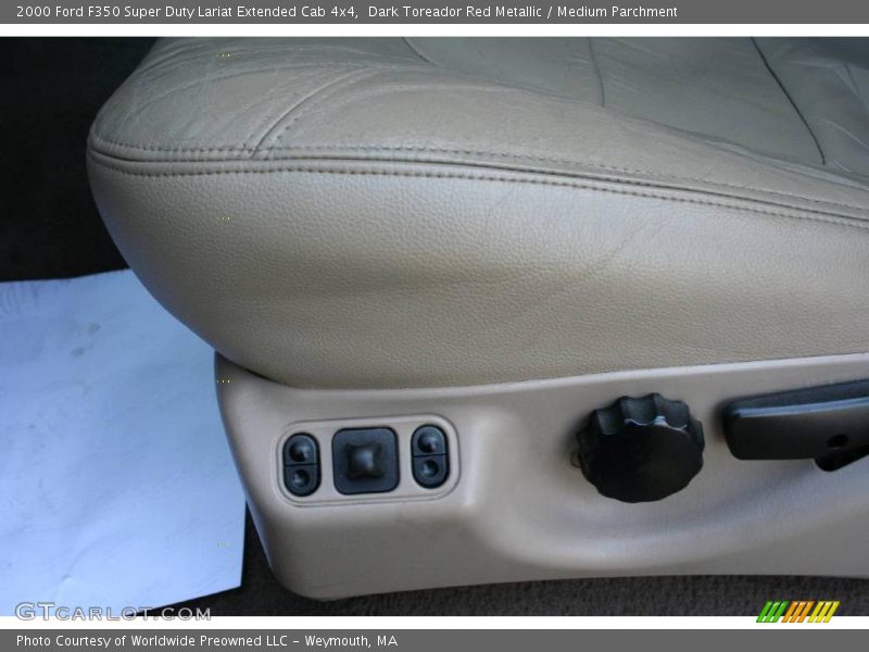 Dark Toreador Red Metallic / Medium Parchment 2000 Ford F350 Super Duty Lariat Extended Cab 4x4
