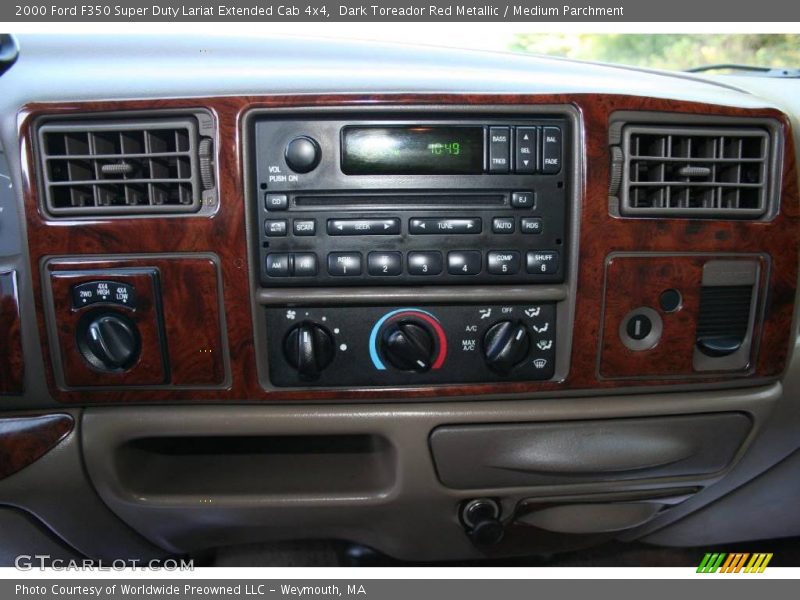 Controls of 2000 F350 Super Duty Lariat Extended Cab 4x4