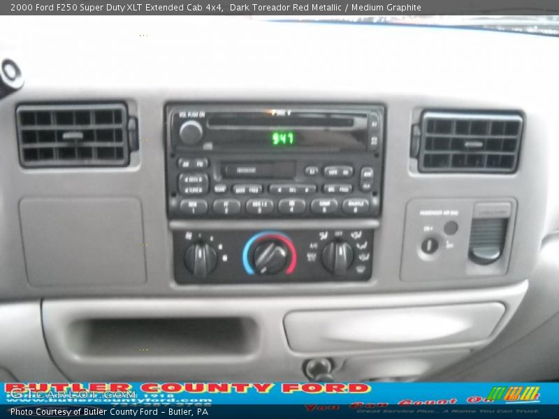 Dark Toreador Red Metallic / Medium Graphite 2000 Ford F250 Super Duty XLT Extended Cab 4x4